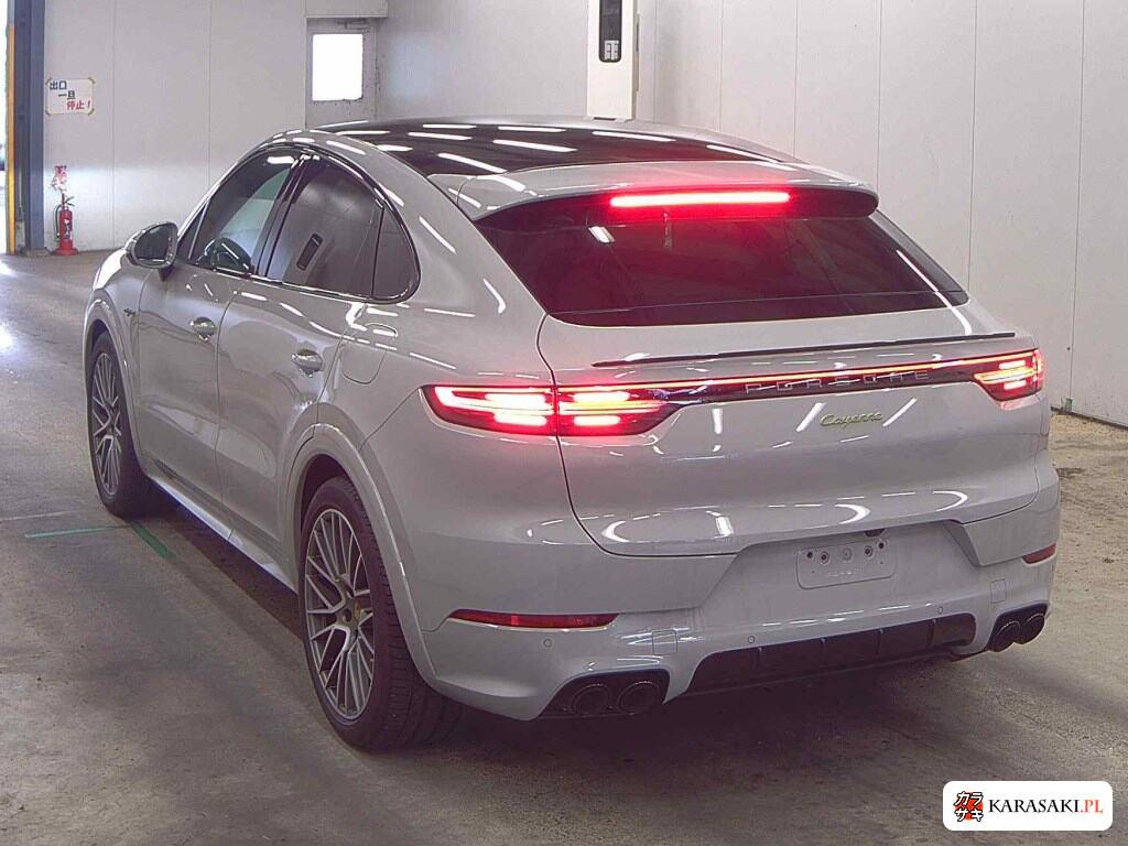 Porsche Cayenne Coupe 2023 z aukcji japońskiej