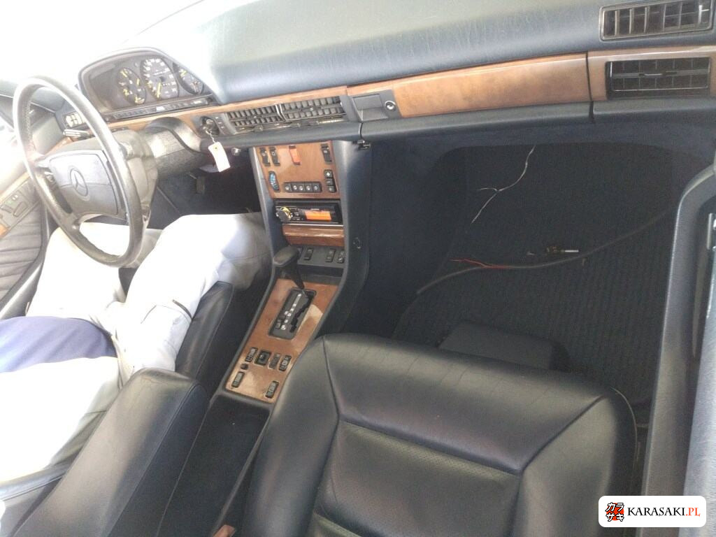 1989 Mercedes-Benz S-Class 4D 560SEL 5