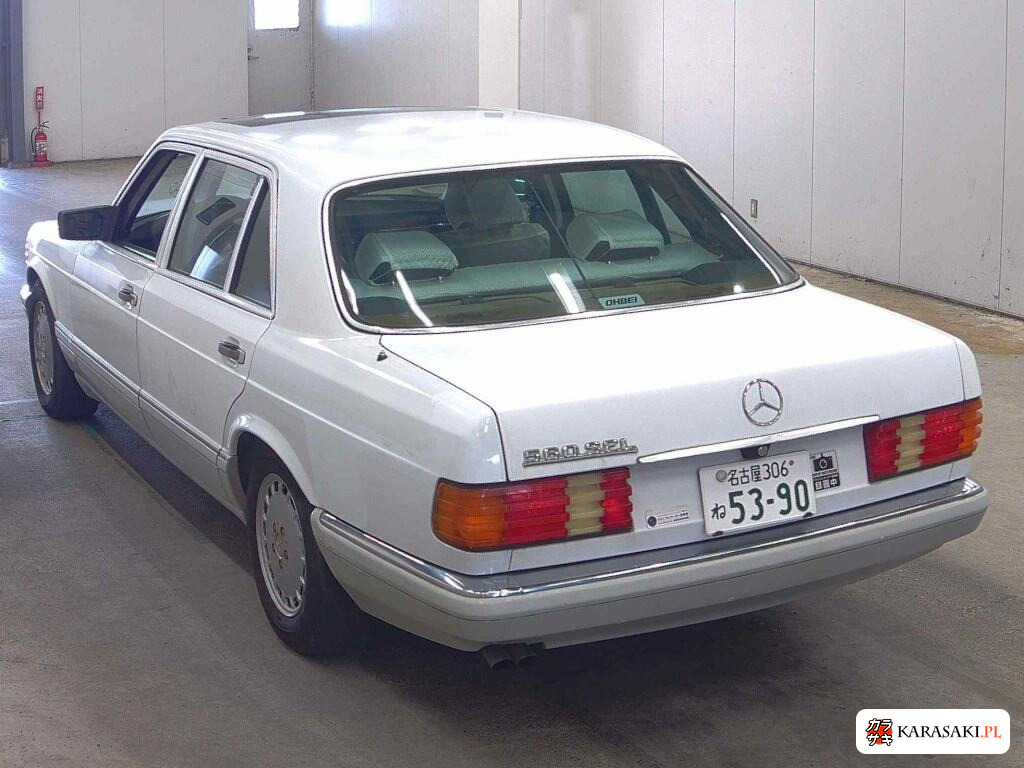 1989 Mercedes-Benz S-Class 4D 560SEL 2