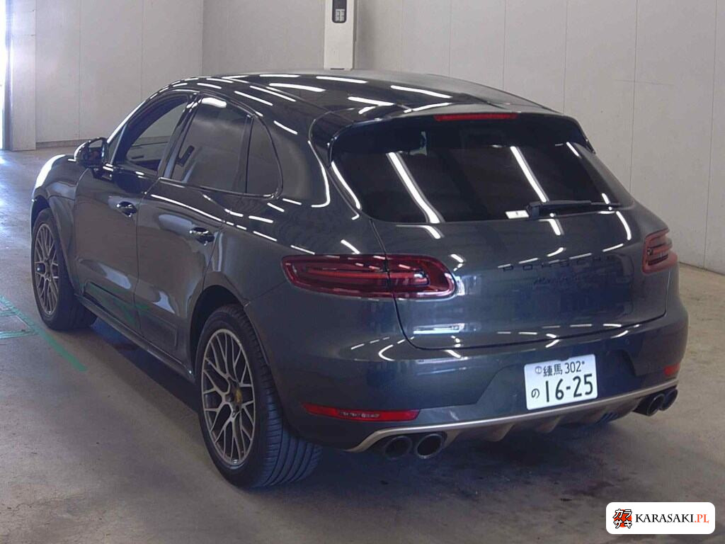 2017 Porsche Macan 4WD Turbo Performance 2