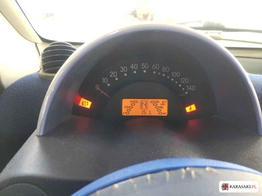 MCC Smart Coupe 2001 z aukcji japońskiej