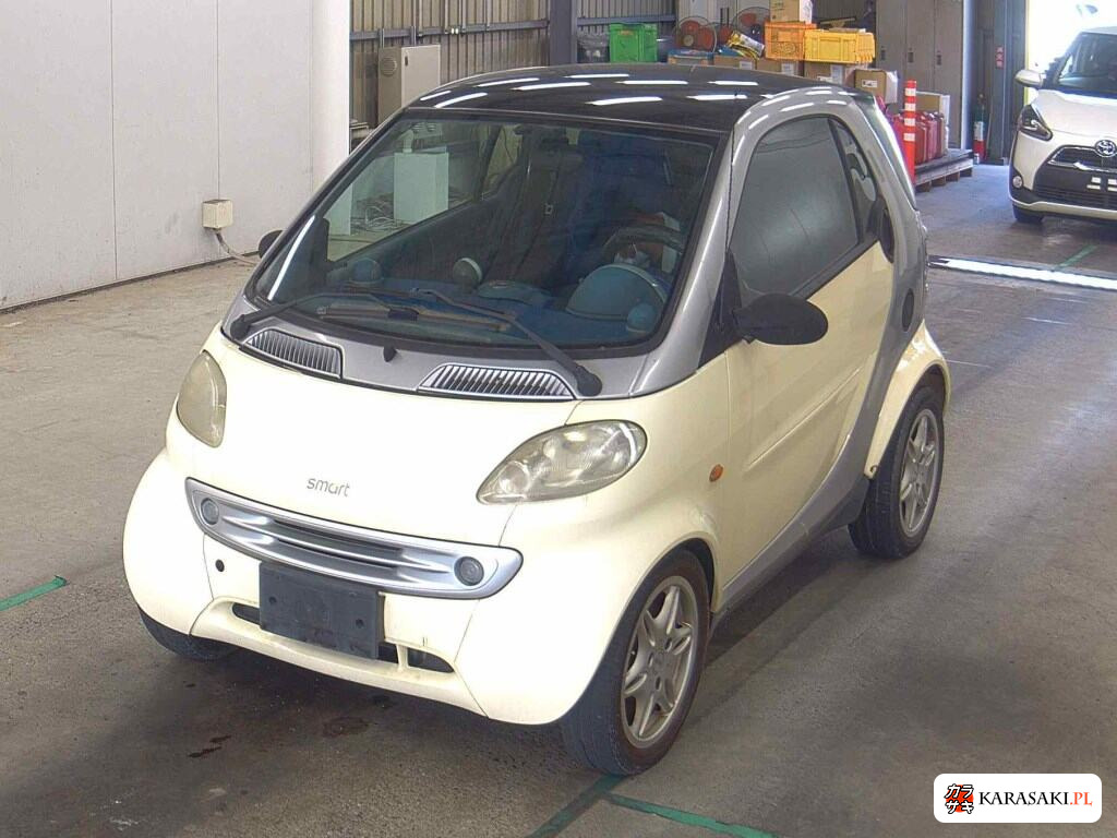 MCC Smart Coupe 2001 z aukcji japońskiej
