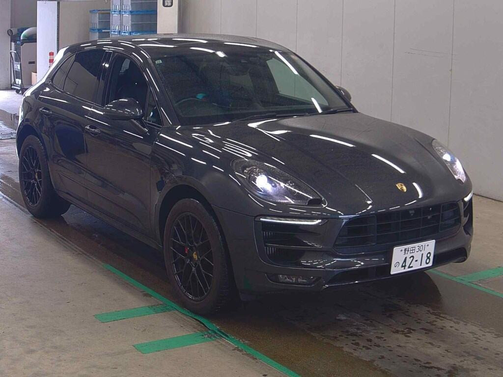 Porsche Macan 2018 z aukcji japońskiej