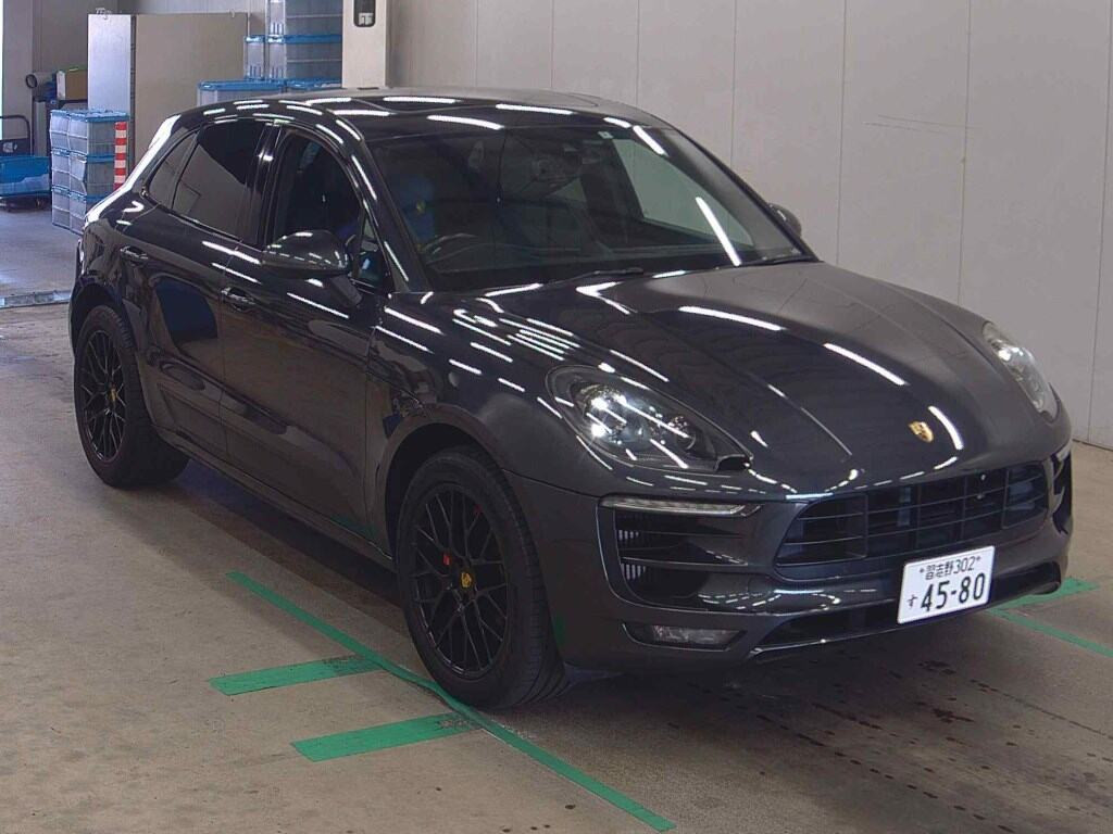 Porsche Macan 2018 z aukcji japońskiej