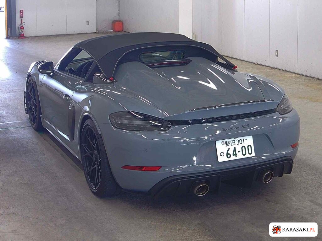 Porsche 718 Spyder 2025 z aukcji japońskiej