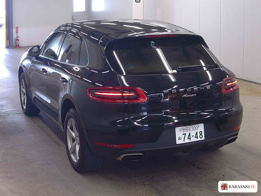 2016 Porsche Macan 4WD 2