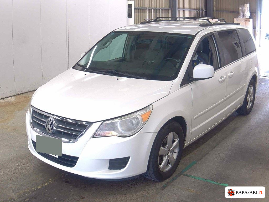 Volkswagen Routan 2012 z aukcji japońskiej