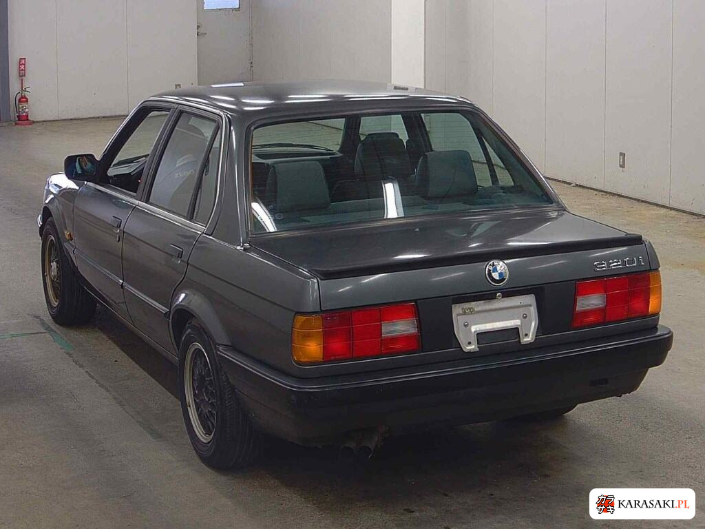 BMW 3 Series 1989 z aukcji japońskiej