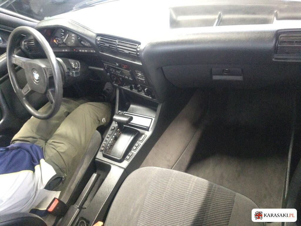 BMW 3 Series 1989 z aukcji japońskiej