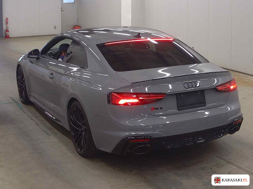 Audi RS5 2022 z aukcji japońskiej