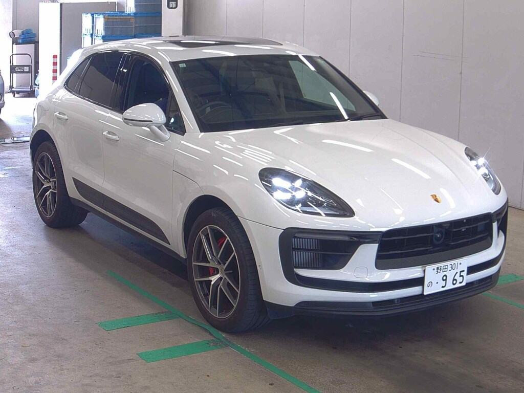Porsche Macan 2023 z aukcji japońskiej