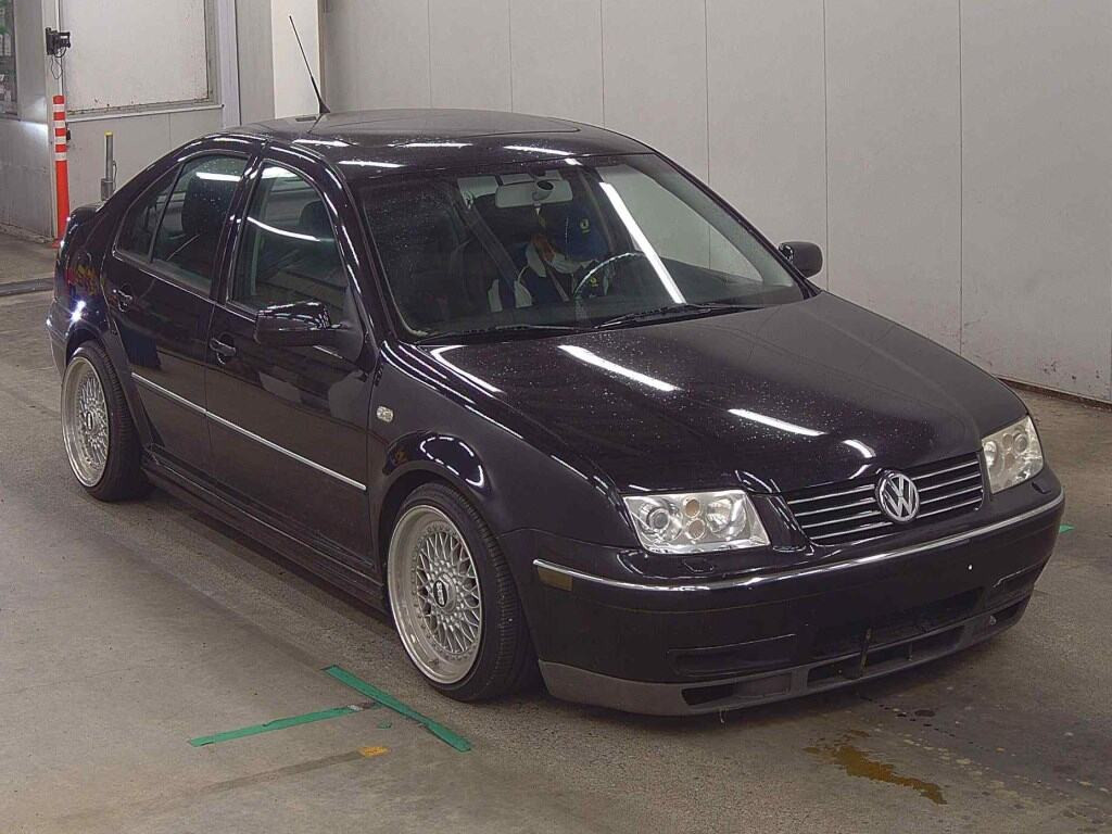 Volkswagen Bora 2002 z aukcji japońskiej