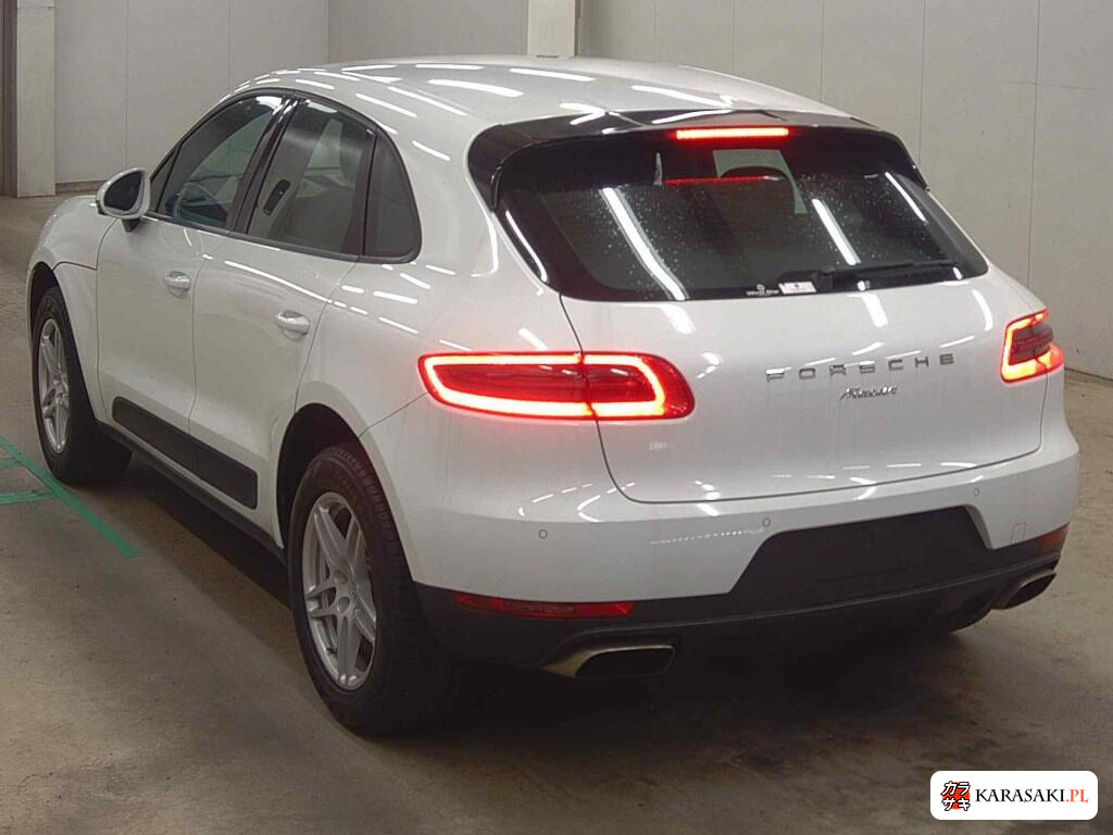 2017 Porsche Macan 4WD 2