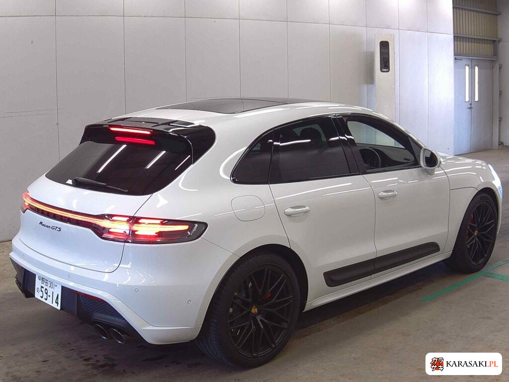 2024 Porsche Macan 4WD GTS Sport Chrono Package 4