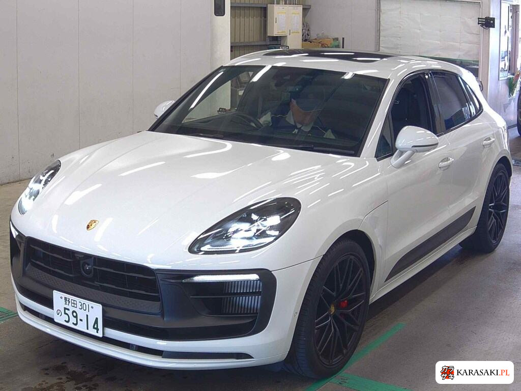 2024 Porsche Macan 4WD GTS Sport Chrono Package 3