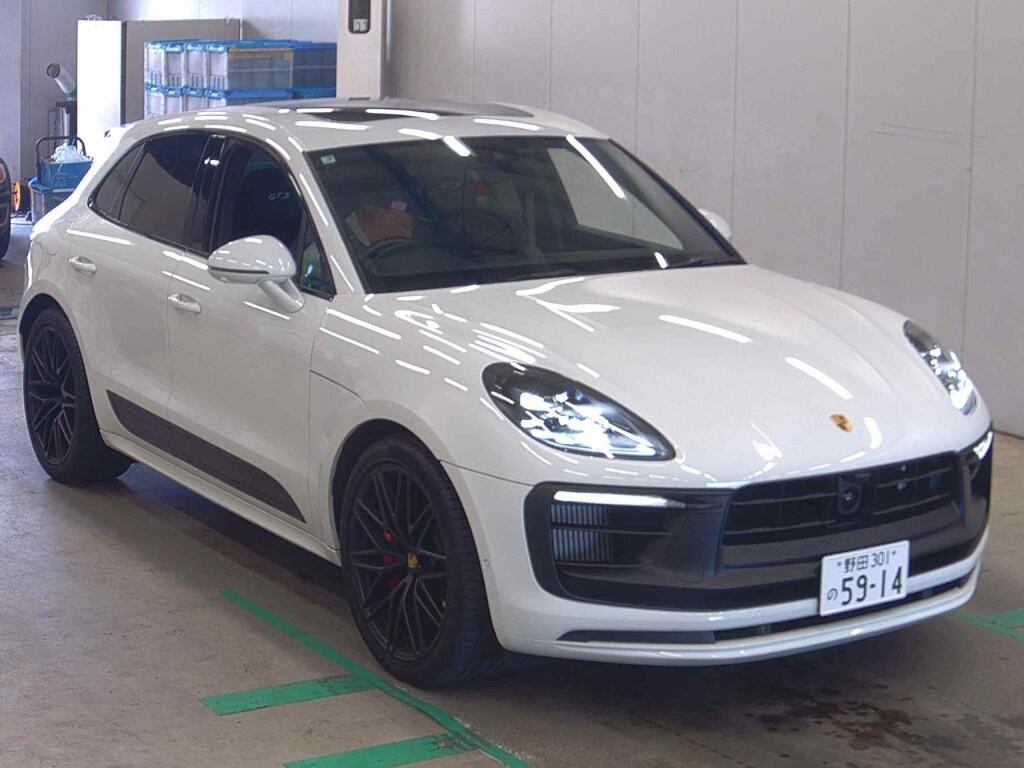 Porsche Macan 2024 z aukcji japońskiej