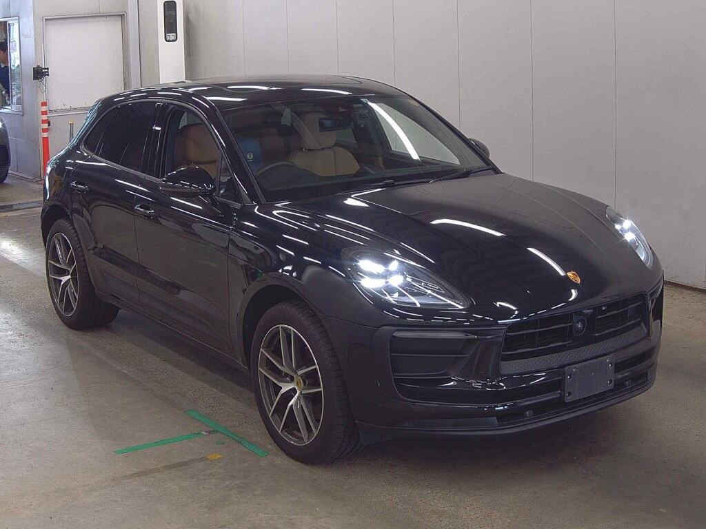 Porsche Macan 2023 z aukcji japońskiej