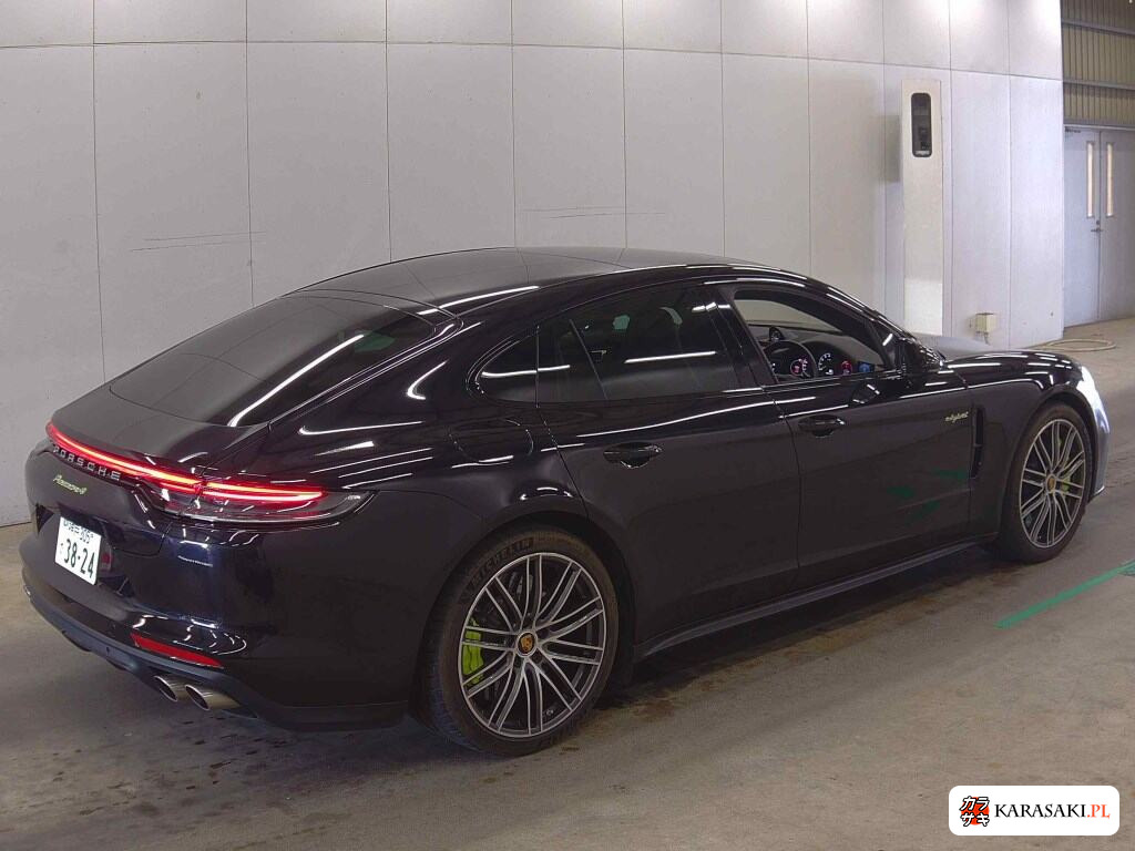 Porsche Panamera 2022 z aukcji japońskiej