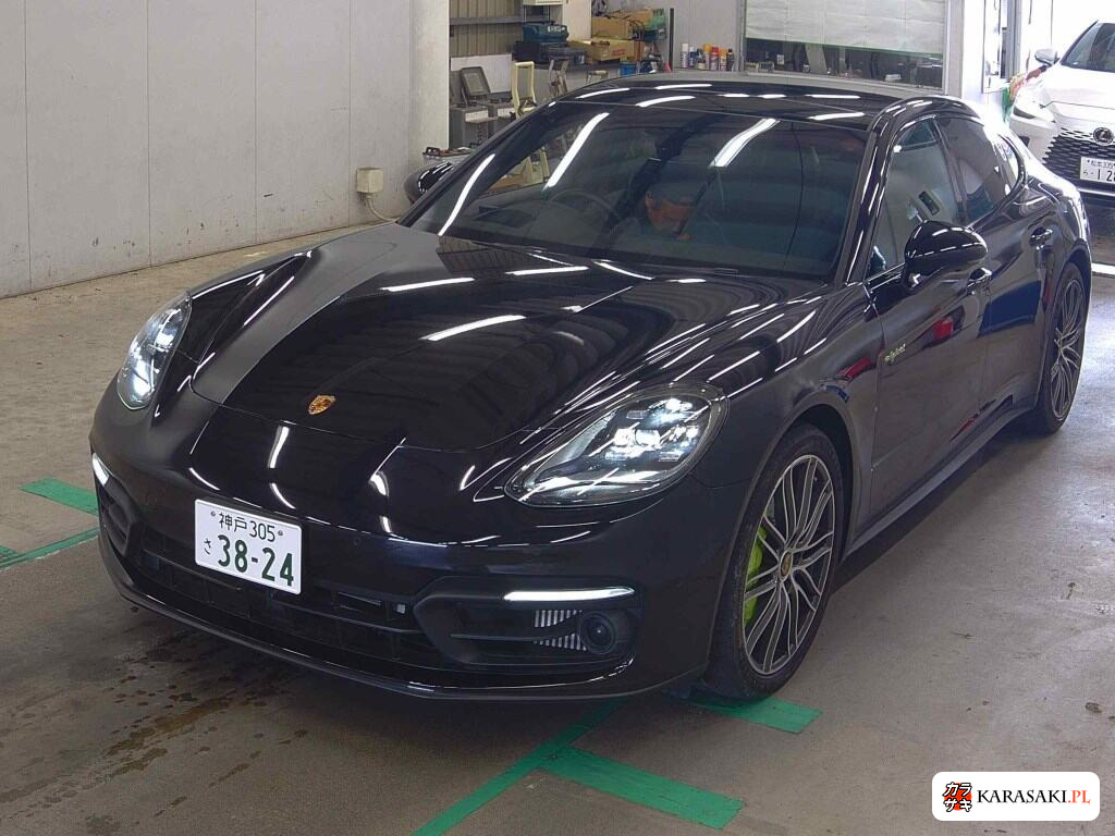 Porsche Panamera 2022 z aukcji japońskiej