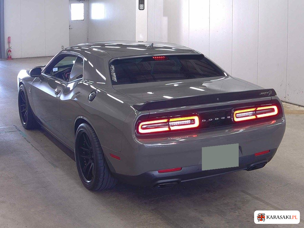 Dodge Challenger 2021 z aukcji japońskiej