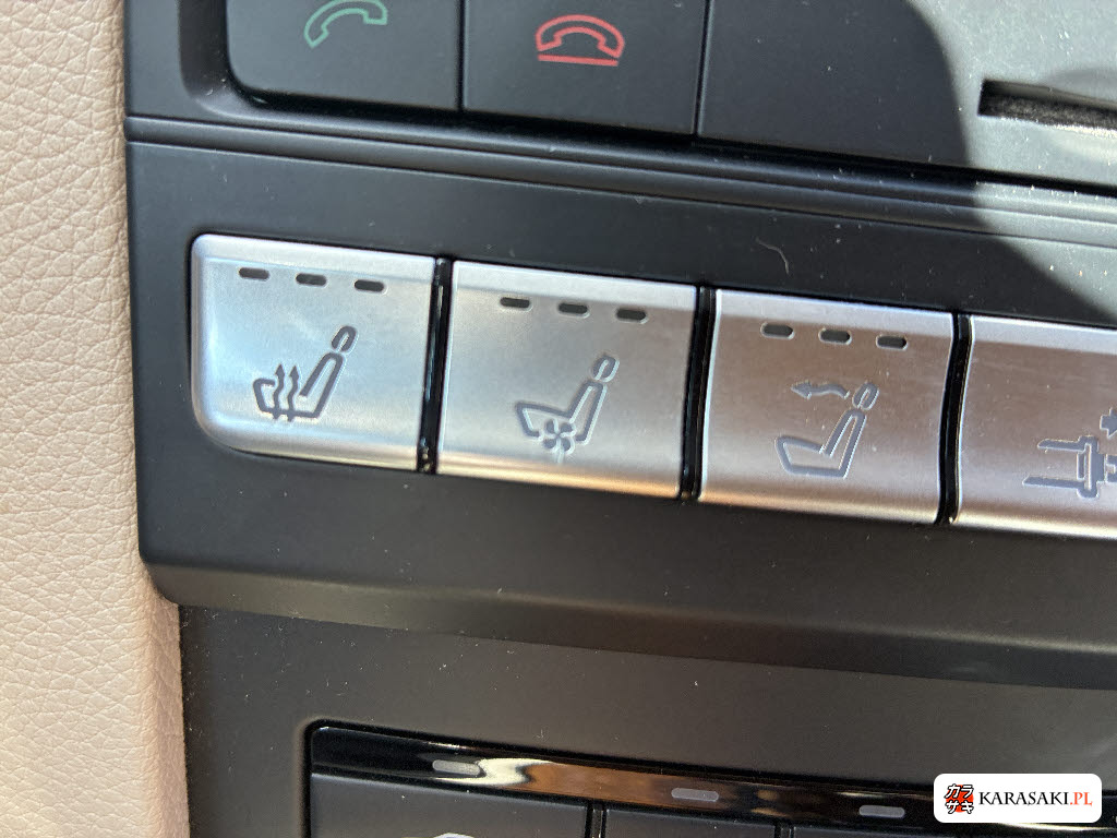 Mercedes-Benz E-Class 2015 z aukcji japońskiej