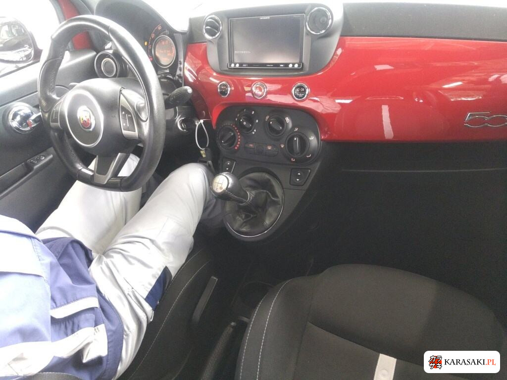 Abarth 500 2014 z aukcji japońskiej