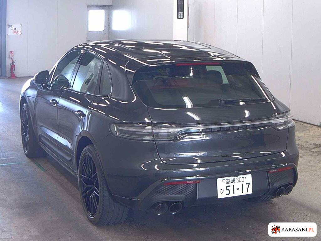 2022 Porsche Macan 4WD GTS 2