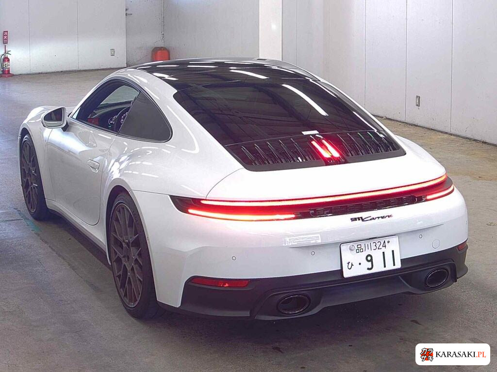 Porsche 911 2025 z aukcji japońskiej