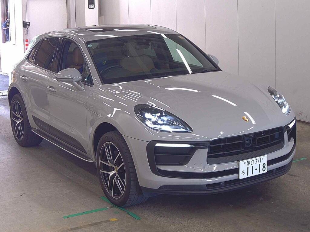 Porsche Macan 2023 z aukcji japońskiej