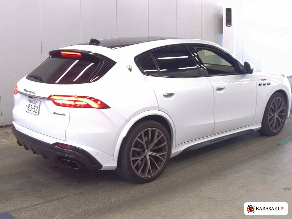 Maserati Grecale 2024 z aukcji japońskiej