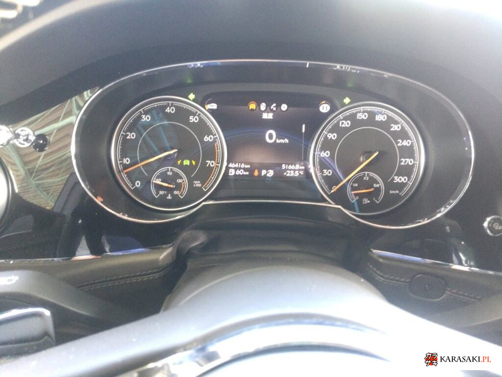Bentley Bentayga 2016 z aukcji japońskiej