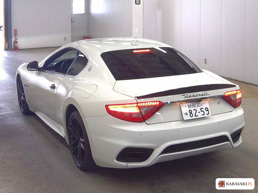 Maserati Granturismo 2018 z aukcji japońskiej