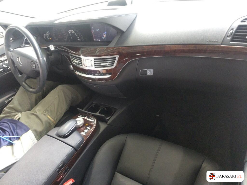 Mercedes-Benz S-Class 2009 z aukcji japońskiej