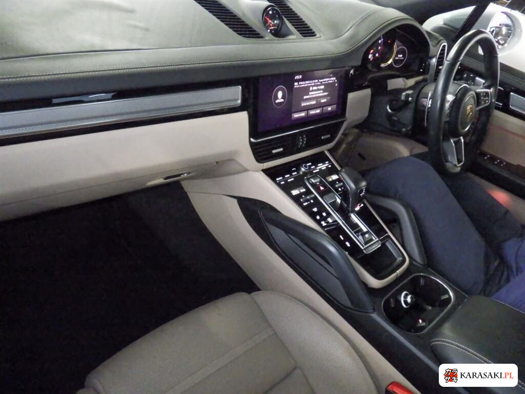 Porsche Cayenne Coupe 2023 z aukcji japońskiej
