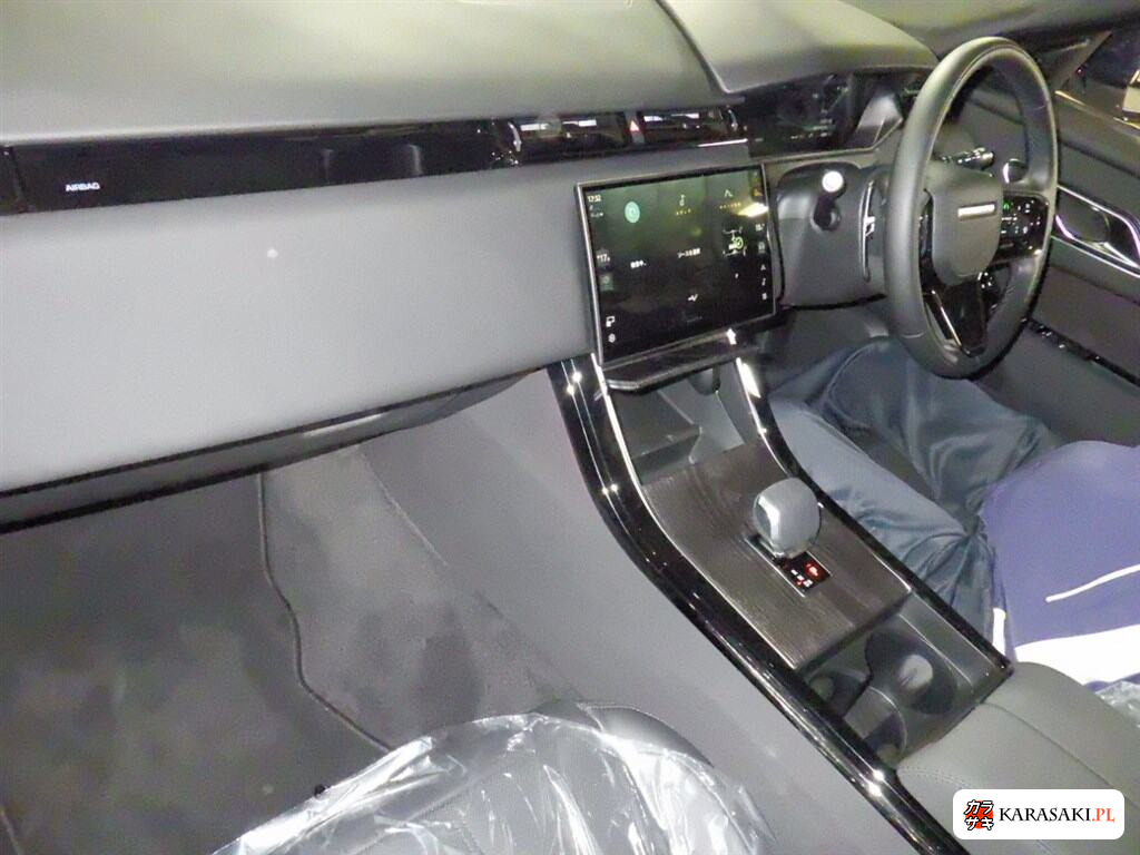 Land Rover Range Rover Velar z aukcji japońskiej