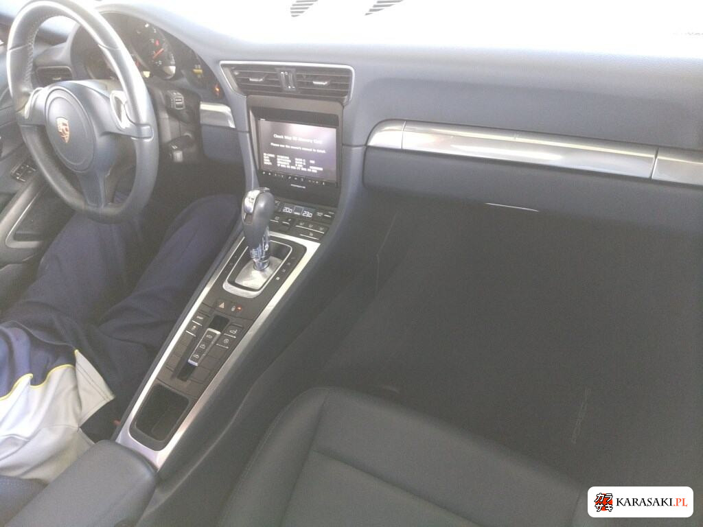 Porsche 911 2012 z aukcji japońskiej
