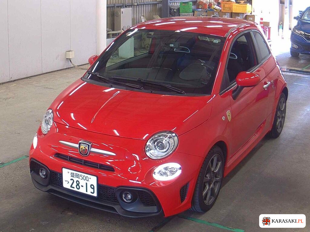Abarth 595 2021 z aukcji japońskiej