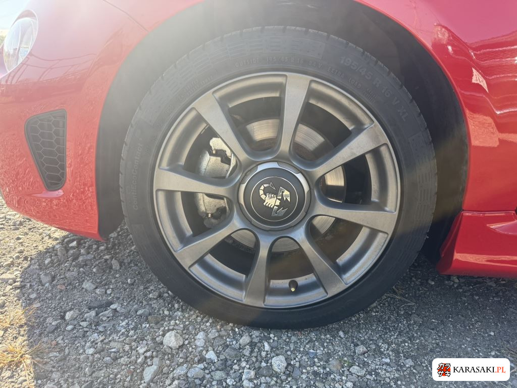 Abarth 595 2021 z aukcji japońskiej