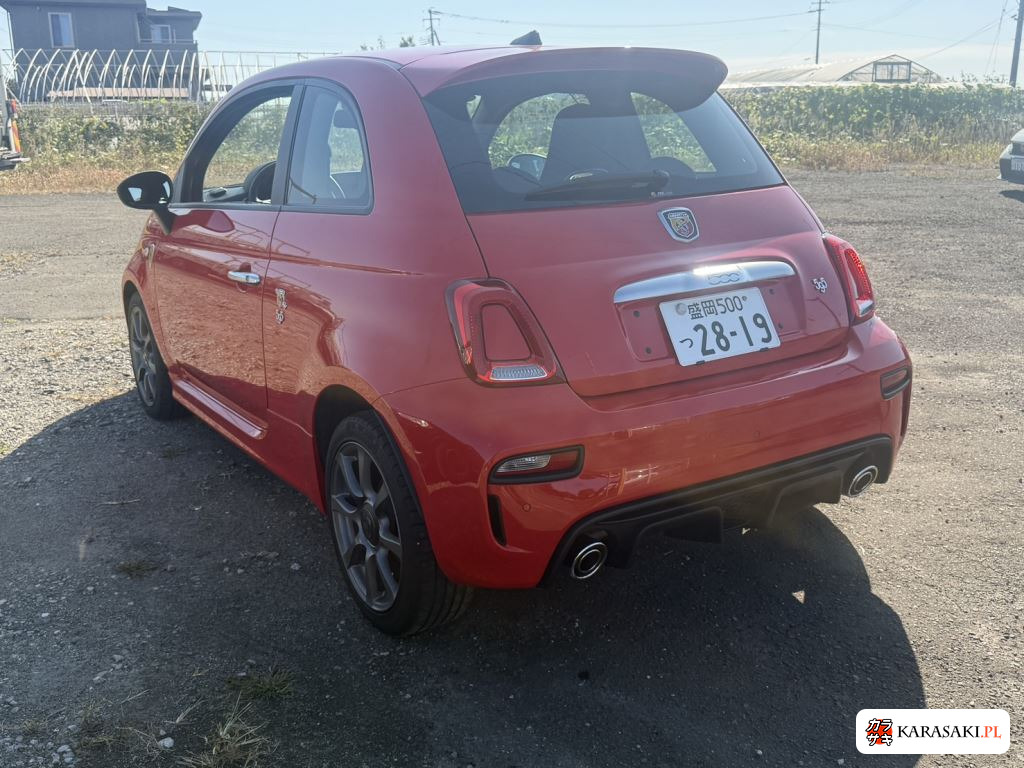 Abarth 595 2021 z aukcji japońskiej