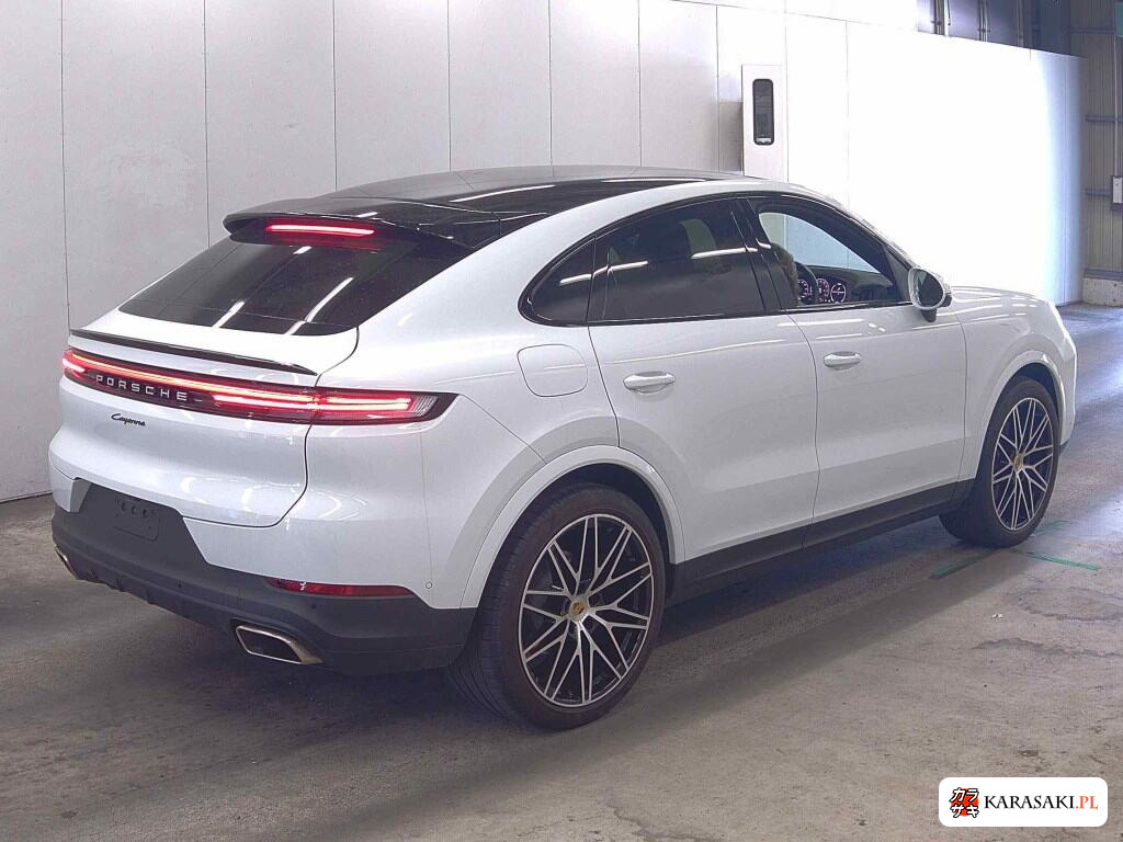Porsche Cayenne Coupe 2023 z aukcji japońskiej