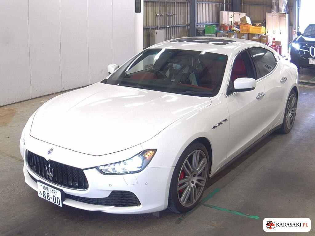 Maserati Ghibli 2015 z aukcji japońskiej