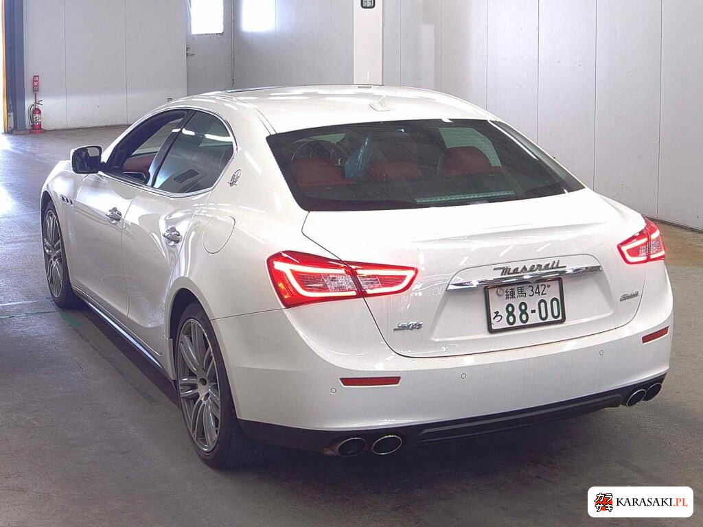 Maserati Ghibli 2015 z aukcji japońskiej