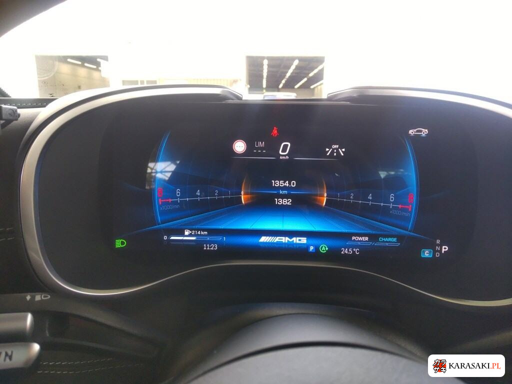 Mercedes-AMG SL 2025 z aukcji japońskiej