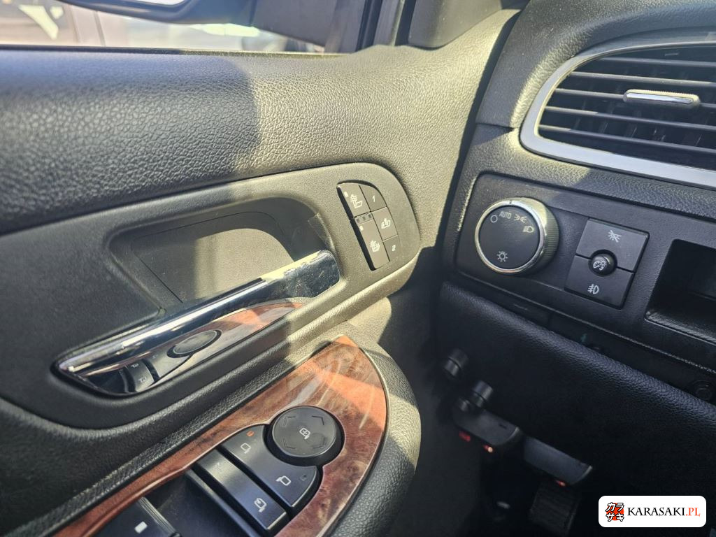 Chevrolet Avalanche 2011 z aukcji japońskiej