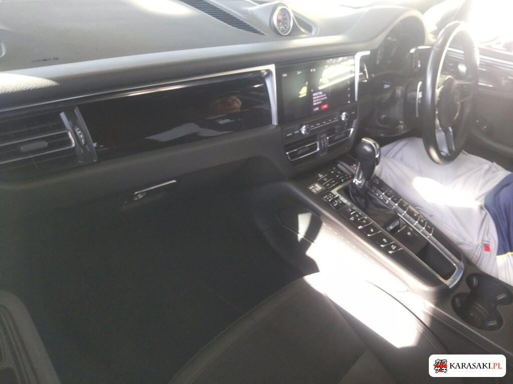 2021 Porsche Macan 4WD S 5