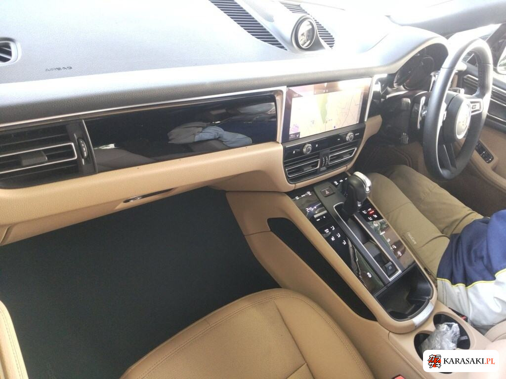 2023 Porsche Macan 4WD Base Grade 5