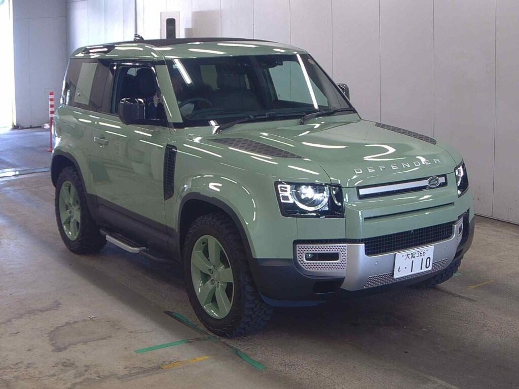 Land Rover Defender 2023 z aukcji japońskiej