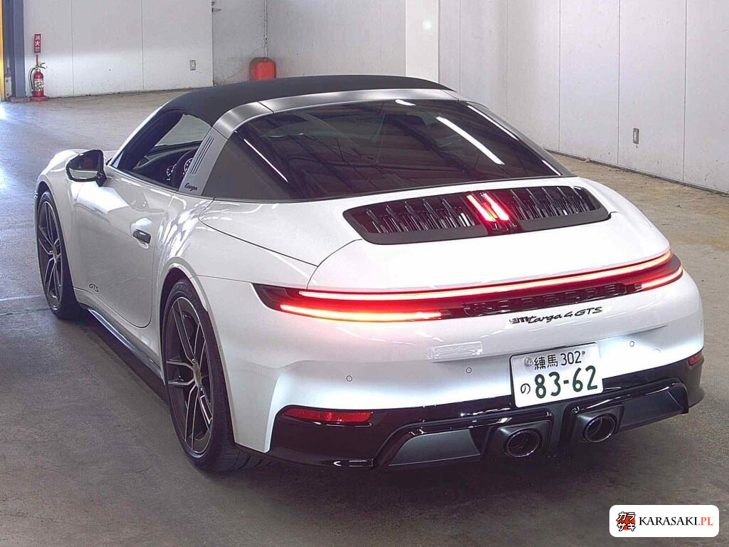 Porsche 911 2026 z aukcji japońskiej