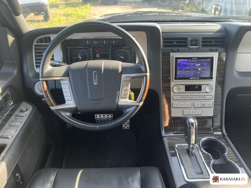 Lincoln Navigator 2011 z aukcji japońskiej