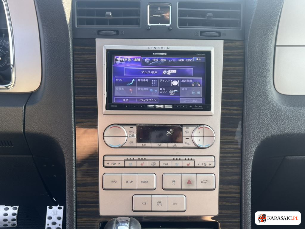 Lincoln Navigator 2011 z aukcji japońskiej